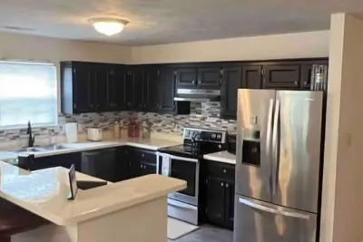 Image de Spacious Beachfront Home- Promo Deal on longer stays!