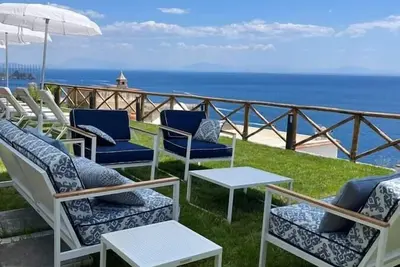 Image de Villa Dani - Sea-facing villa with two pools