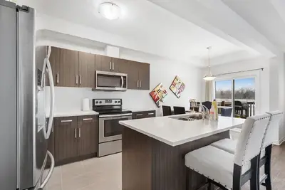 Image de 🌻 Rise & Shine Sunflower – Your Perfect Family Escape sleep/8