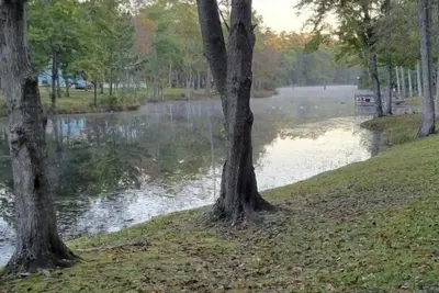 Adorable 2 story lake front setting.