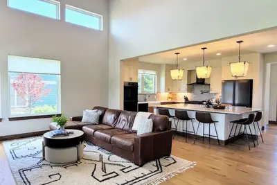 Image de Luxe Vacay Spot - Golf, Hiking, Biking & More near Grand Lake and Rmnp