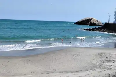 Image de Modern Beach Retreat with Pool- 5-Min Walk to Punta Hermosa’s Best Beach