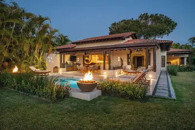 Image de Private Luxury Villa in the heart of Las Palmas Punta Mita