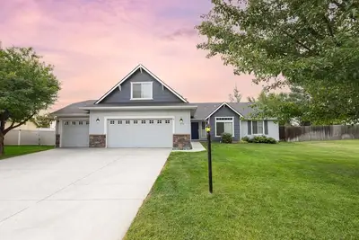 Image de Stunning, 5 bedroom house in Meridian, with pool access!