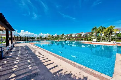 Image de MareAzul Beach Front Complex w/ private Jacuzzi and Wading pool 6 pax 2Bdr.