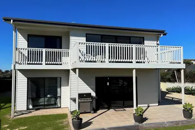 Image de Acacia - 6 Joy Tce - Pet Friendly Outside