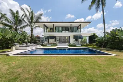 Image de Serene Vibes in a Tropical Villa