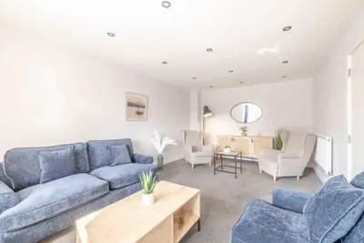 Image de Spacious Home- Garden&Parking- Slough By Tempstay