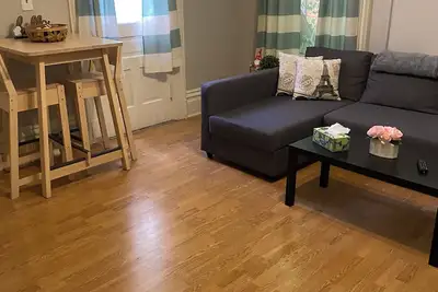 Image de Apt In the Short North! Close to it All! ! !