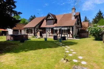 Image de La Demeure du Cerf :Gîte 6p, piscine, jacuzzi, proche Beauval, Orléans, Lamotte.