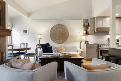 Image de Outpost: Mountain Alder 823 - Wooded Views!