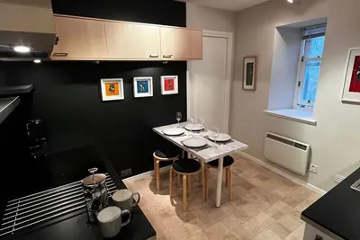 Image de Lombard Hide Away