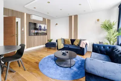 Image de Prime Location | Designer 2br by Park