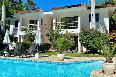 Image de Sosua Villa Four to Eight Bedrooms For 4-8 Bachelors or Couple Prvt Entire Villa