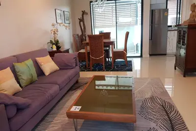 Image de Cheerful 3br Townhome with Community pool in Nonthaburi City Center near Mrt