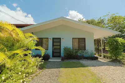 Image de Cozy 2b house, 5p, pool, 5 min to beach & Wi-Fi