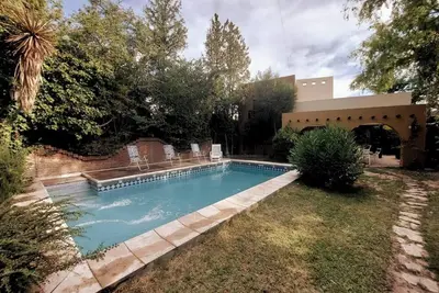 Image de Casa Guerrero con piscina, en Chacras de Coria\n