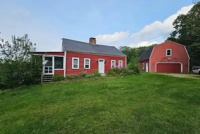 Image de Cozy Farmhouse - Private Ragged Mountain Retreat