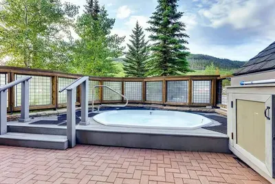 Image de Spacious 2 Bedroom River Run Condo Mountain View - Hot Tub and Pool
