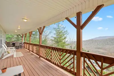 Image de 8 Mi to Sugar Mountain Resort: Seven Devils Home