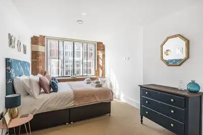 Image de Chic converted Warehouse apartment w/ Parking