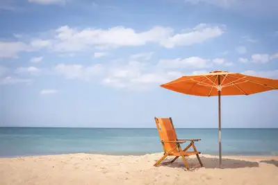 Image de Sleeps 8 | 3 Br Vacation Home | Beach Access | Spa