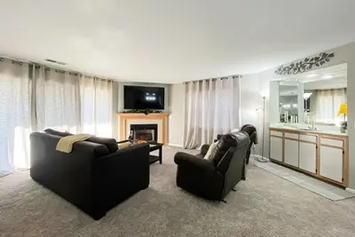 Image de Indoor/Outdoor Pools | Hot Tub | Wi-Fi | Golf | Near 76 (6406)