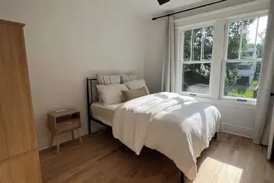 Charming 3 Bedroom Unit near Syracuse University, and Hospitals