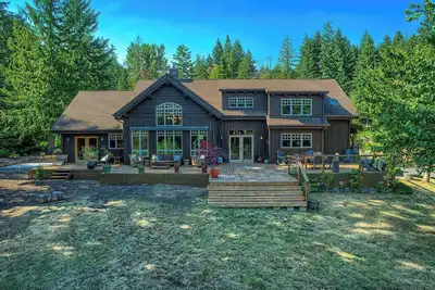 Image de Maple Hill Lodge - Stevenson Retreat, Hot Tub, Ac, Amazing Recreation Area!