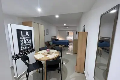 Image de Studio à San Telmo Paseo De La Cisterna 323