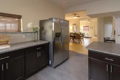 Image de King Bed - Quiet  West Penn - Parking - Pets Considered