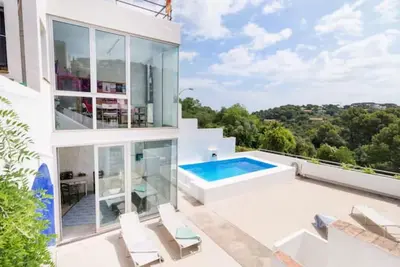 Image de Fantastic House with pool and parking near the center of Begur
