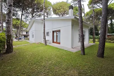 Image de Maison de vacances Lignano Sabbiadoro pour 1 - 8 personnes avec 4 chambres à coucher - Maison de vac