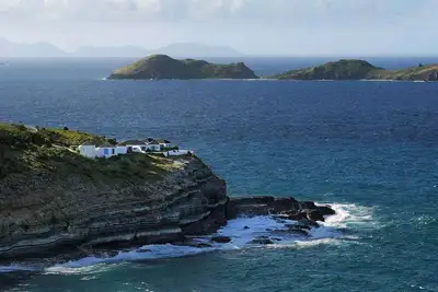 Image de Cap au Vent- Set over the sea, privacy & unique views, Italian/Mexican influence