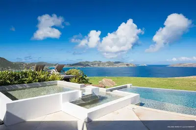 Image de Seaweed- Superb architectural design, stunning views, sunrises & sunsets