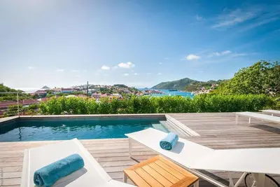 Image de Shell Beach- Tropical condo, harbor view, walking distance to all restaurants