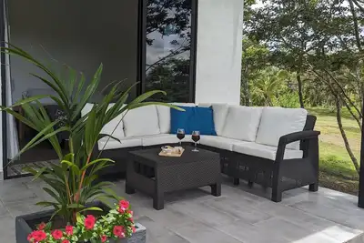 Cozy Villa with private pool, 5 min walk to a secluded beach, family friendly