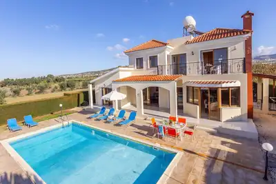 Image de Villa Kyveli 2 - Trois Chambres Villa, Couchages 6