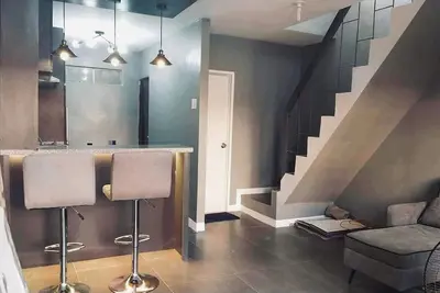 Image de 2 Bedroom Minimalist Gray color themed house
