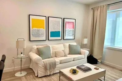 Image de Nest in the City - close to The Forks & Downtown\n