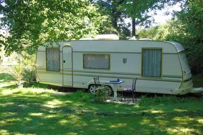 Image de Dormitory caravan on permalieu