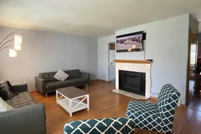 Image de 3 Br 2 Ba Townhouse - Great for families or groups!