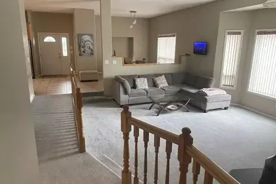 Image de Hotel with home 3 bed 2 bath Vacation Rental with pool