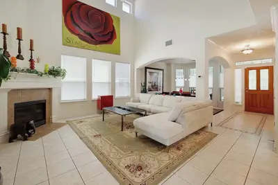 Image de Rosey Bouldin Home + Minutes to Dt - Adelaide!