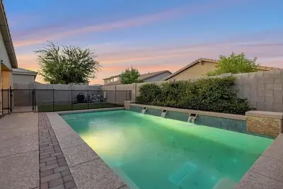 Image de Amazing Surprise Retreat W/Heated Pool, Hot Tub, Ping Pong Table and much more!