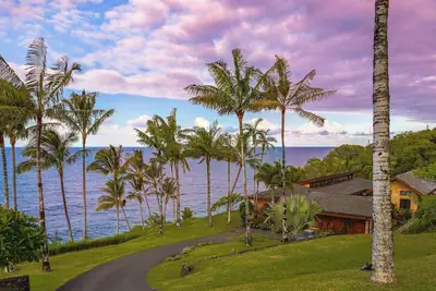 Image de Luxury Oceanfront Balinese Oasis