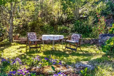 Image de Maison confortable de 2 chambres à.
