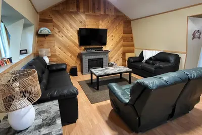 Image de Beautiful spacious, and private 4 seasons cabin