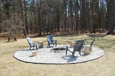 Image de All Seasons getaway 2 mi from Orv/Snowmobile trails w/game room in Roscommon