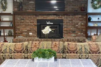 Image de Spacious Kentucky Home in the Heart of Derby and Bourbon Country